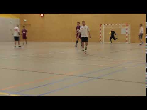 1 feb 2018 HMS 2 - Santos 1 com 8-2 Doelpunt Lennart (8-2)