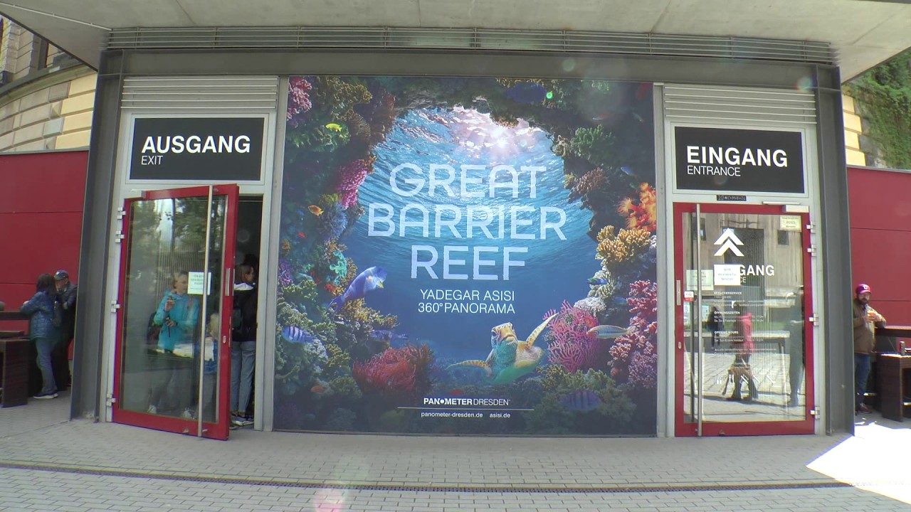 Experience a day in Dresden at the Panometer 2026, exploring the breathtaking Great Barrier Reef.