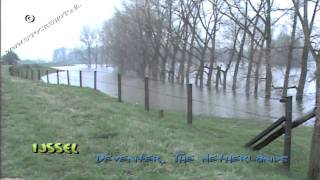 preview picture of video 'Hoog water IJssel bij Deventer, 1988'