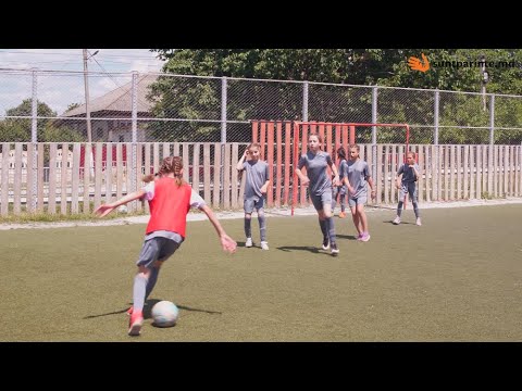 Măcăreștiul promovează fotbalul feminin chiar din clasele primare