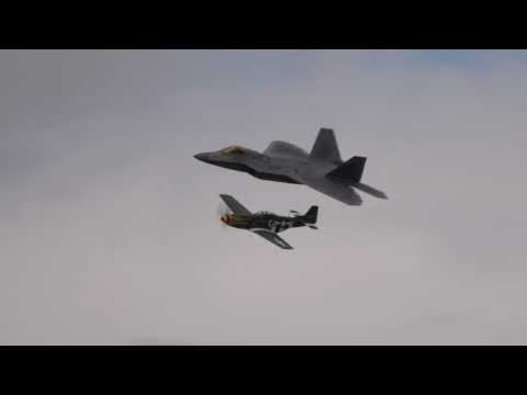USAF Heritage Flight - P-51B Mustang 'Frenesi' & F-22A Raptor - RIAT 2017 (Day 3)