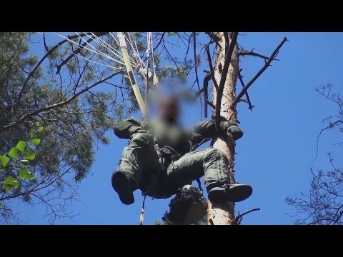 Eurofighter crash: Rescue of the surviving pilot from a height of 20 meters