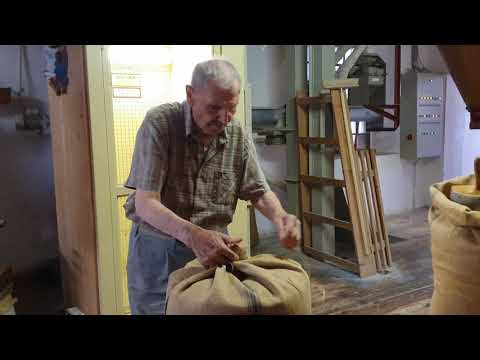 Gerhard Fessler mit 99 Jahren der wohl älteste noch aktive Müller von der Fessler Mühle im Land