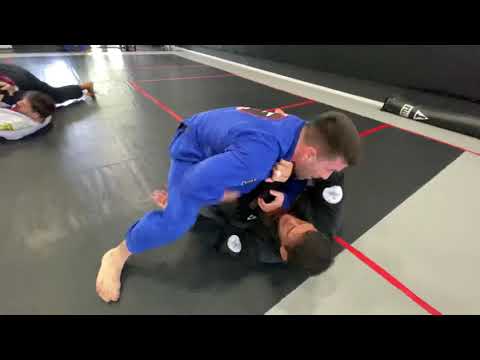 Who Wins? Rodrigo Francioni vs. Adolfo Santiago