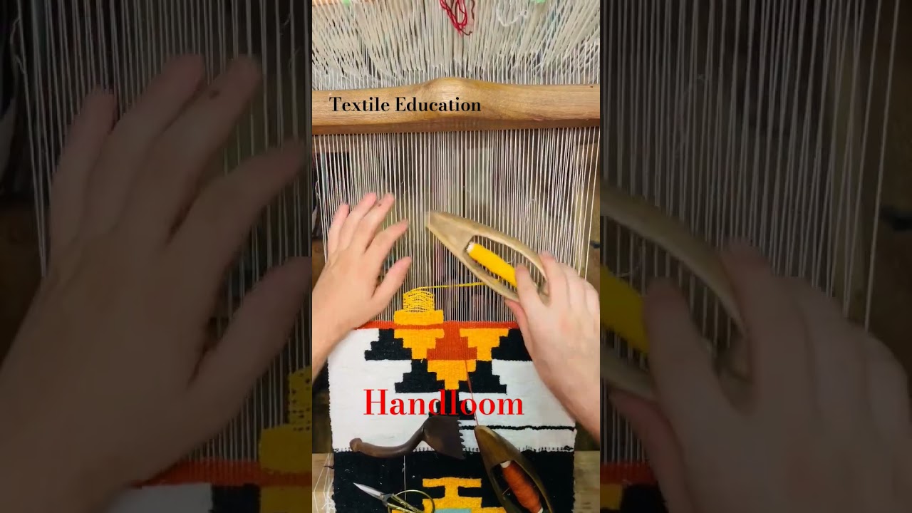 Handloom weaving Design #textilepatterns #machine #fabricscience #textileart #fabriccrafting #fabric