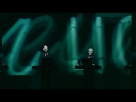 Kraftwerk - Neon Lights (live) [HD]