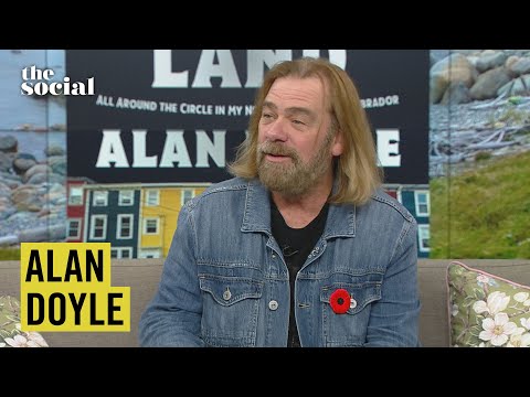 Alan Doyle Has a Hot Take on Fish & Chips 😳 | The Social
