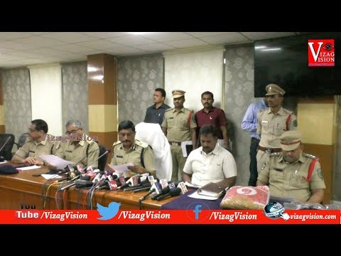 శ్రీ వెంకటేశ్వర ఆంధ్రావారి వేడివేడి నేతి బొబ్బట్లు Grand Launch in Visakhapatnam,Vizagvision...