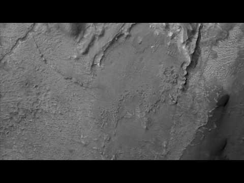 HiClip mini: Dark Barchan Dunes and Outlier Dunes in Gale Crater
