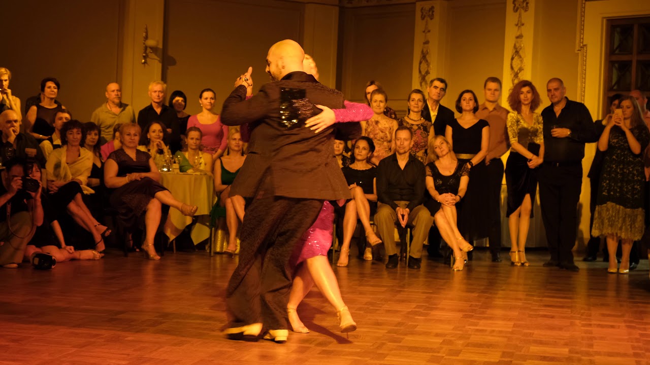 2019-10-19 Riga El Otono Alejandra Mantinan & Mariano Otero. 1