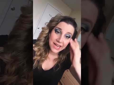 Natalie Weiss teaching Mariah Carey’s Emotions to a student