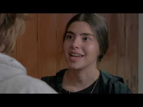 Juno and Bleeker Argue at School