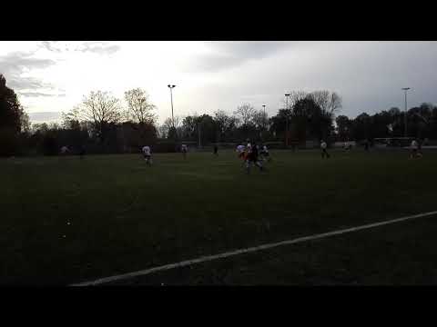 Jeugdvoetbal RCL JO17-2 vs Noordwijk JO17-1, mooie vrije trap 1e helft