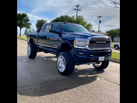 2019 RAM 2500 ON 8 INCH MCGAUGHYS LIFT KIT