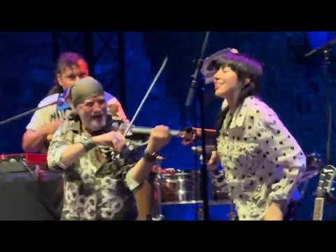 Gogol Bordello & Victoria Espinoza - From Boyarka to Boyaca (Live in Trieste, 2026) 🎻🔥#GogolBordello