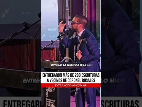 Rodrigo Aristimuño - Entrega de Escrituras a Vecinos de Coronel Rosales