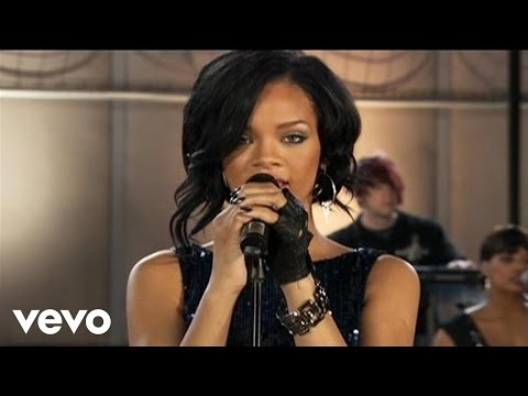 Rihanna - Umbrella (Pepsi Smash)