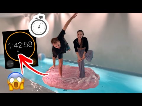 Who can stand on one leg longer? 😳| Bibi