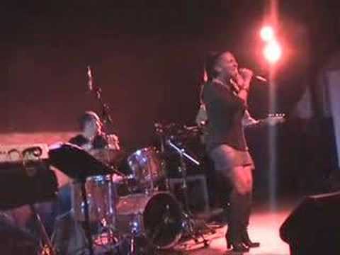 harem b live - gettin' in the way