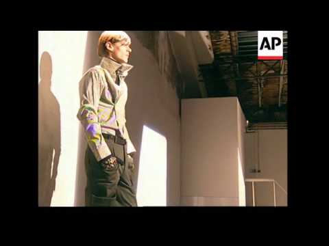 French stylist's men's fall-winter 2005-2006 pret-a-porter