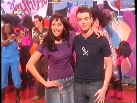 SMTV - Des And Shavaughan's Debut-Various Bits (ITV1, 15th March 2003)