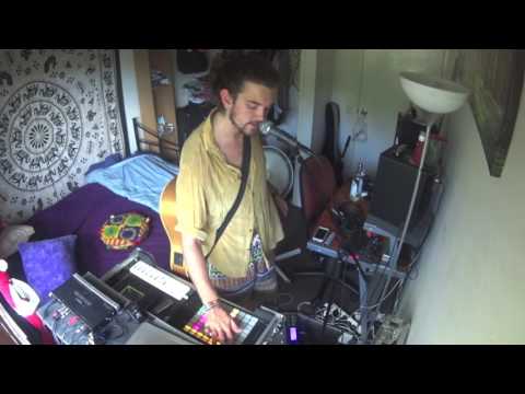 WFF - B-Syde - Live (Live Looping, Ableton Live)