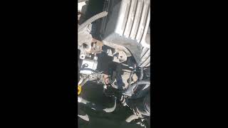 REPLACING 2010-2015 Toyota Prius 3rd Gen Thermostat/ OVERHEATING, BLINKING TEMPERATURE ON DASH