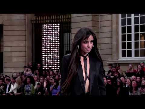 L'Oreal、オンライン・ブームの到来で「20代の轟音」を見据えて (L'Oreal sees online boom, eyes 'roaring 20s')