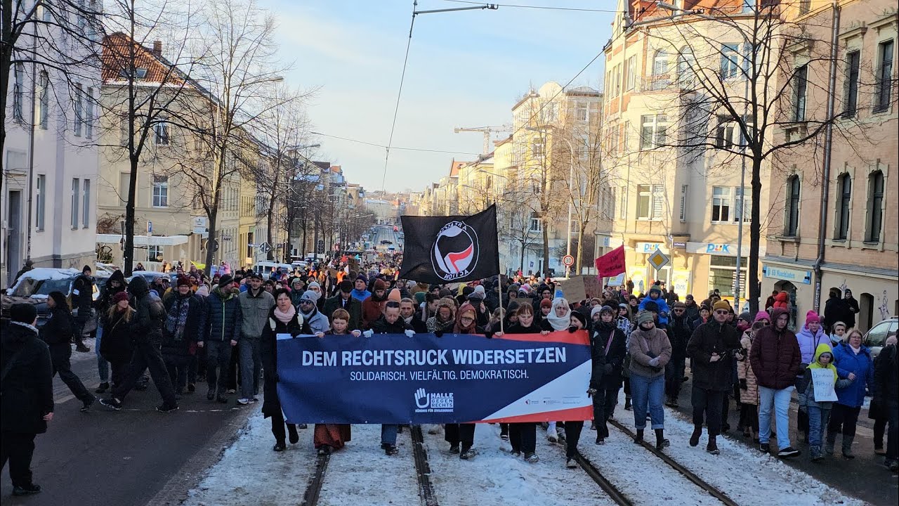 Mehr als 16.000 Teilnehmer bei Kundgebung gegen Rechts in Halle