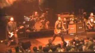 Social Distortion - Nickels And Dimes (Live @ London) 13