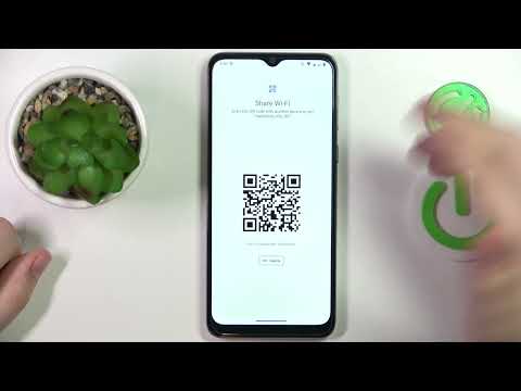 How to Share WiFi Password with QR code on MOTOROLA Moto E13