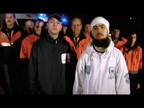 Piesa care a inspirat sloganele de la proteste. Un &icirc;ndemn puternic, pe buzele tuturor: "Nu mai știe nimeni ce &icirc;nseamnă Revoluție / Mai nou, dacă taci cică-i evoluție"