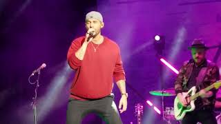 Used to Missin&#39; You by Brett Young at Coca Cola Roxy in Atlanta on 12/14/18