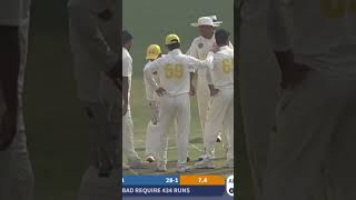 Download lagu STUMPS FLYING! Amir Knocks Out Shahzaib! #QeAT #PSHvABT | M2P1S mp3