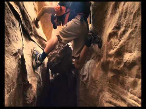 127 Hours Clip 4 - Aaron falls into canyon