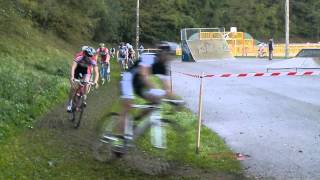 preview picture of video 'Cyclo cross de Verneuil en Halatte 2014_1 er_Tour'