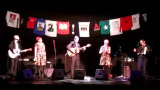 Chumbawamba - Singing Out The Day