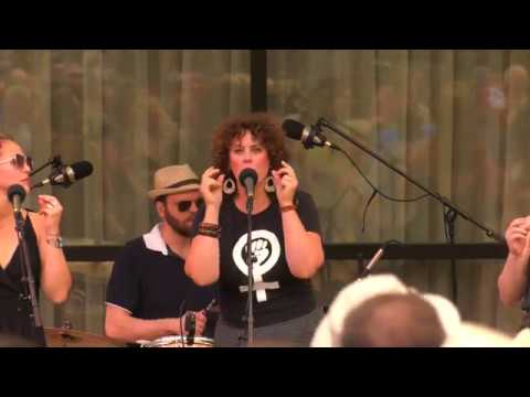 Diplomats of Solid Sound - Gimme One More Chance (Live)