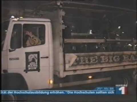 The Big Bang - Guerilla Gig - Hamburger Berg, St. Pauli 14.08.2004