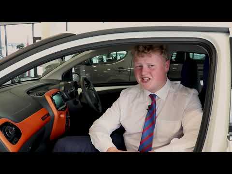 NEW CITROEN C1 URBAN RIDE REVIEW !