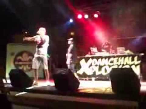 PIEZAS Y SORIANO Dancehall Xplosion BLANCO Y NEGRO