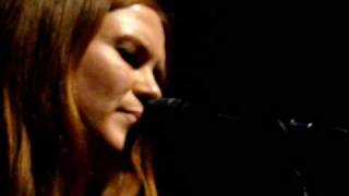 Juliana Hatfield - Shining On