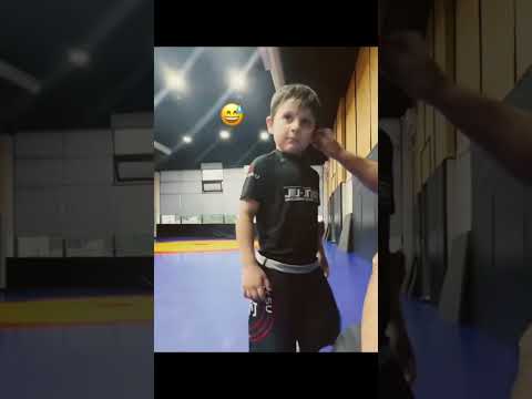 Тренер 😂😂😂