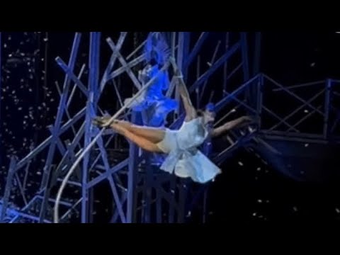 Promotional video thumbnail 2 for The Tiny Showgirl