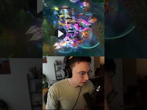 FAKER GANKS THE STREAM