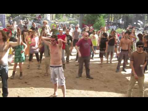 Dog of Tears at Cali Gil 2013 i4yu40