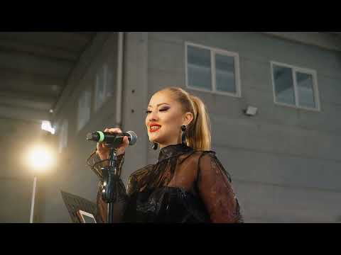 İpek Demir - Dili Ballım (Live)