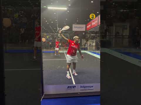 Magia by Tolito Aguirre #padel  #worldpadeltour  #padelhighlights  #premierpadel