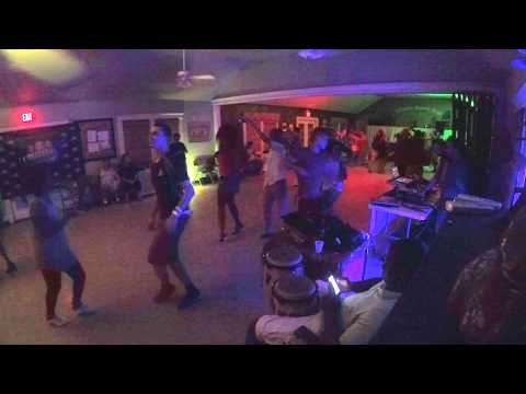 Party just starting at La Parranda con www.Latinconsabor.com in the house on August 20, 2017