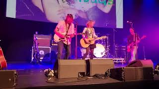 The Lemonheads and Courtney Love - Into Your Arms - Roundhouse Camden 30th September 2022